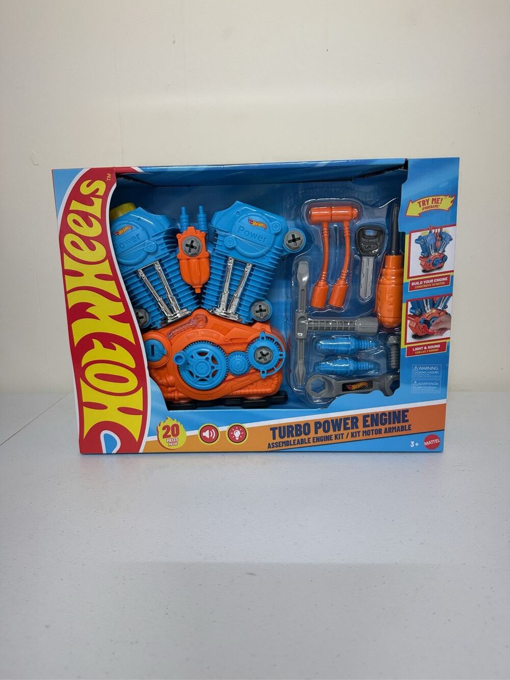 Hot Wheels Turbo Power Engine Assembleable 20pc Toy Kit Light & Sound
